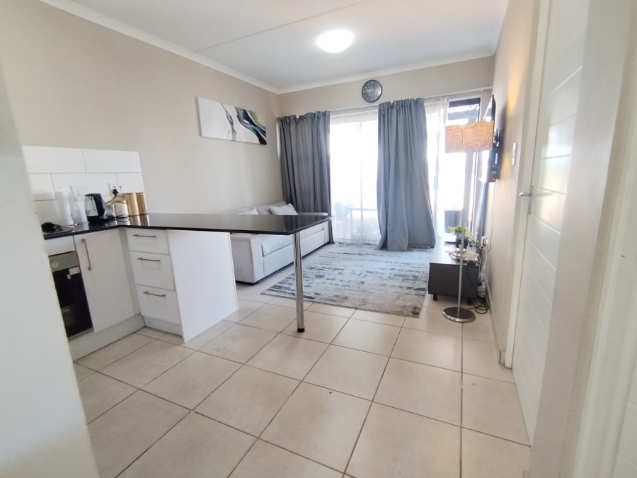2 Bedroom Property for Sale in Oakglen Western Cape